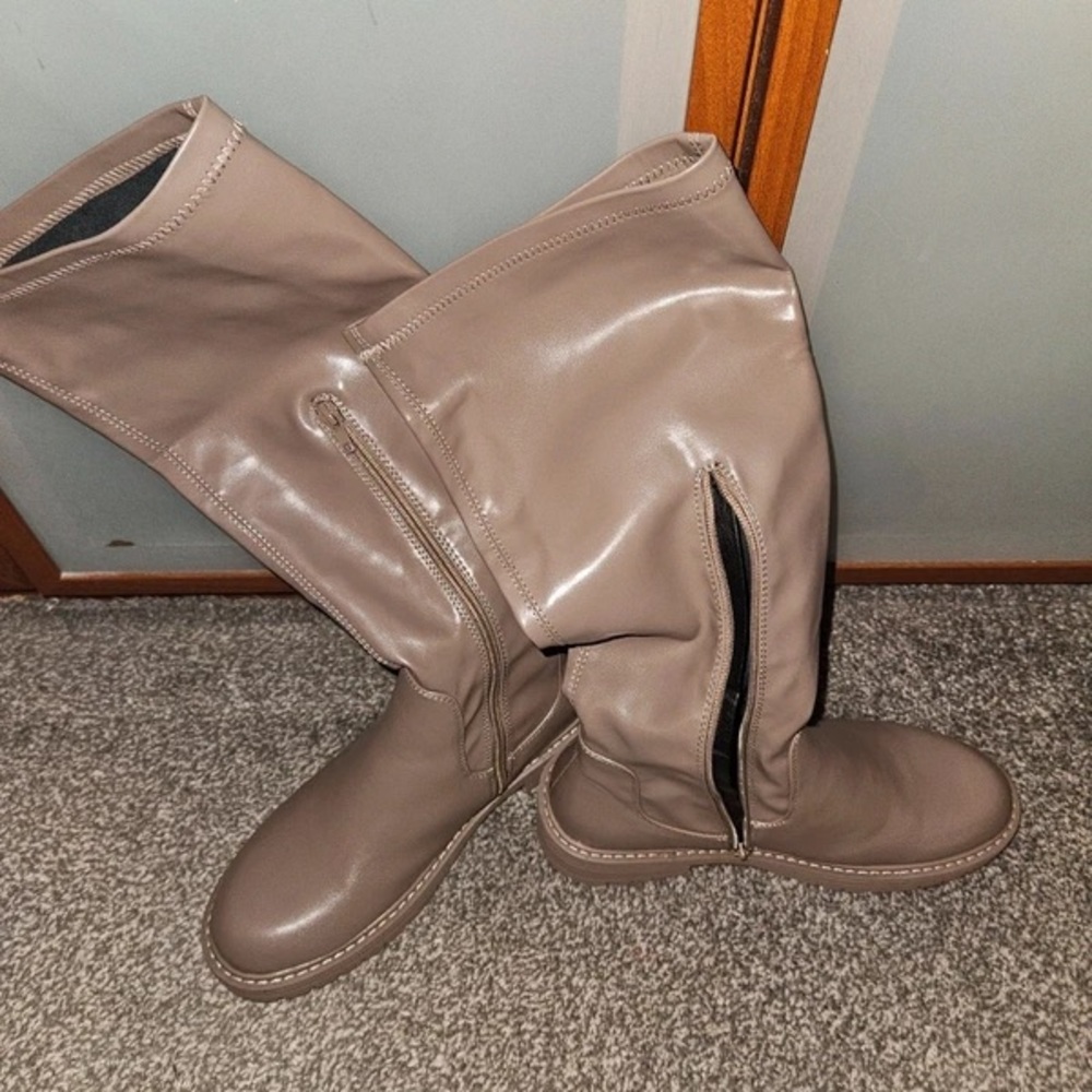 Ella Taupe Heeled Boots